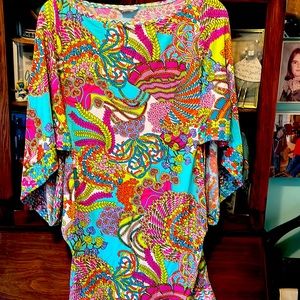 Trina Turk Fabulous Cover-Up.  Wear with White Slacks. Brilliant Colors. XS